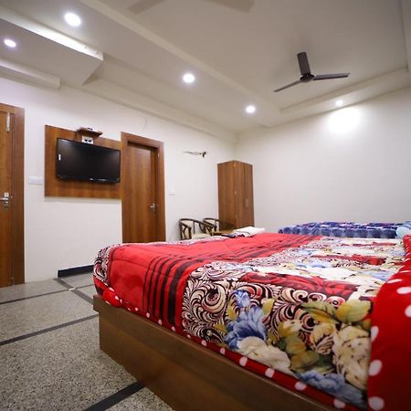 Hotel Royal Phoenix Agra  Eksteriør bilde
