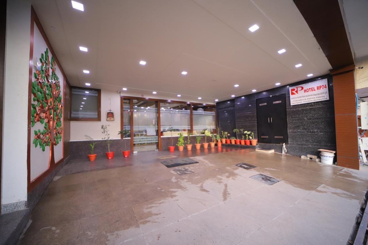 Hotel Royal Phoenix Agra  Eksteriør bilde