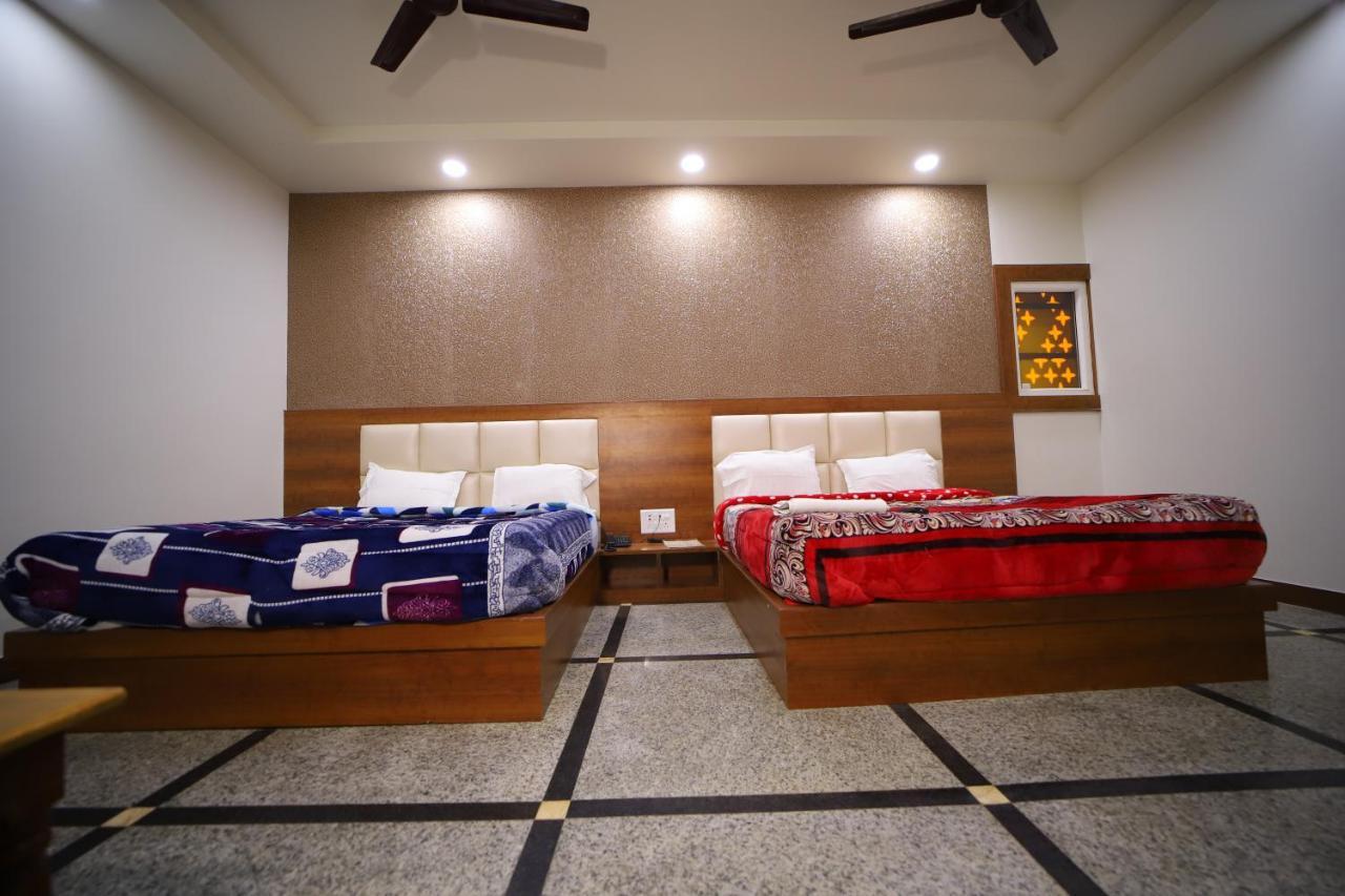 Hotel Royal Phoenix Agra  Eksteriør bilde