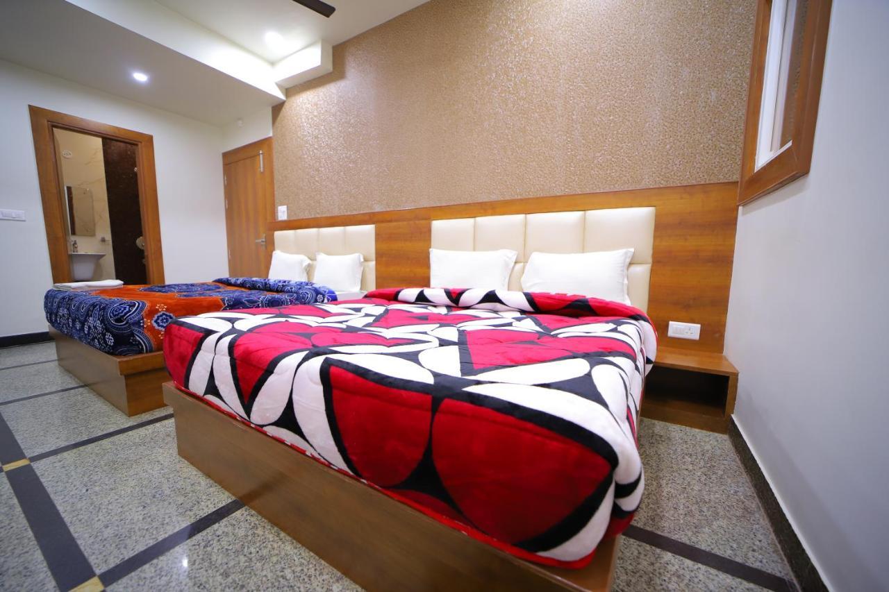 Hotel Royal Phoenix Agra  Eksteriør bilde