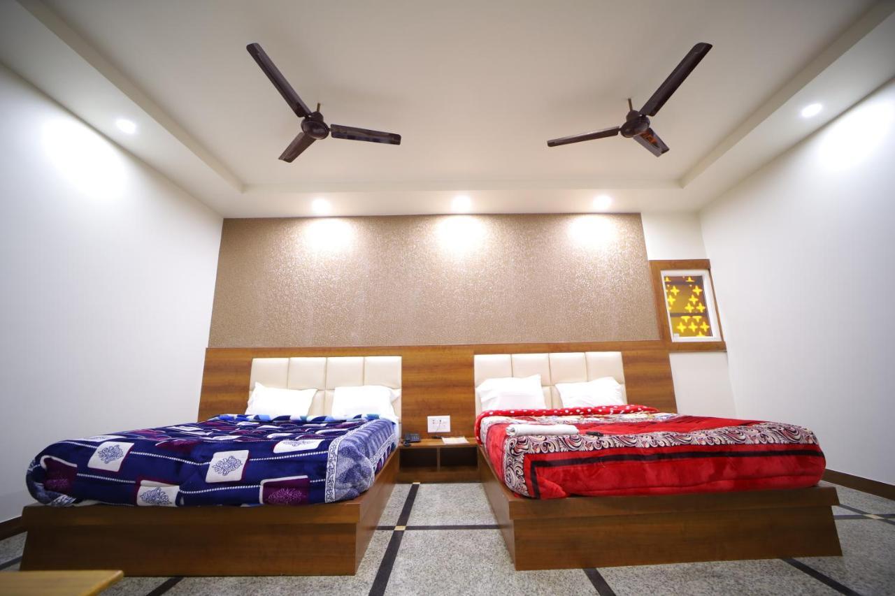 Hotel Royal Phoenix Agra  Eksteriør bilde