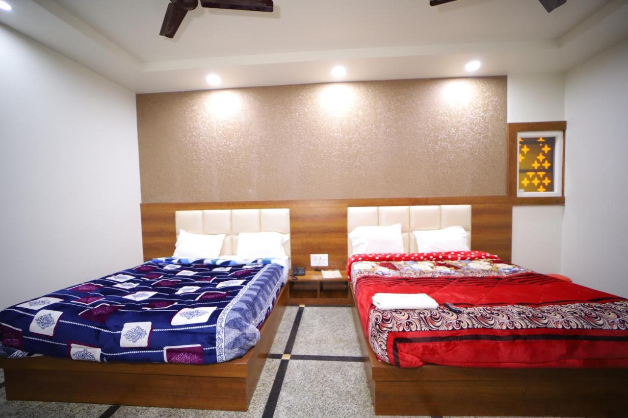 Hotel Royal Phoenix Agra  Eksteriør bilde